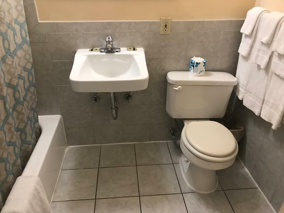 ويليتس Edgewood Motel المظهر الخارجي الصورة